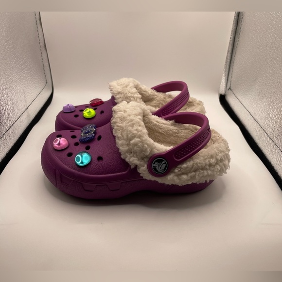 Crocs faux fur lined girls clogs size 11C - Picture 1 of 9